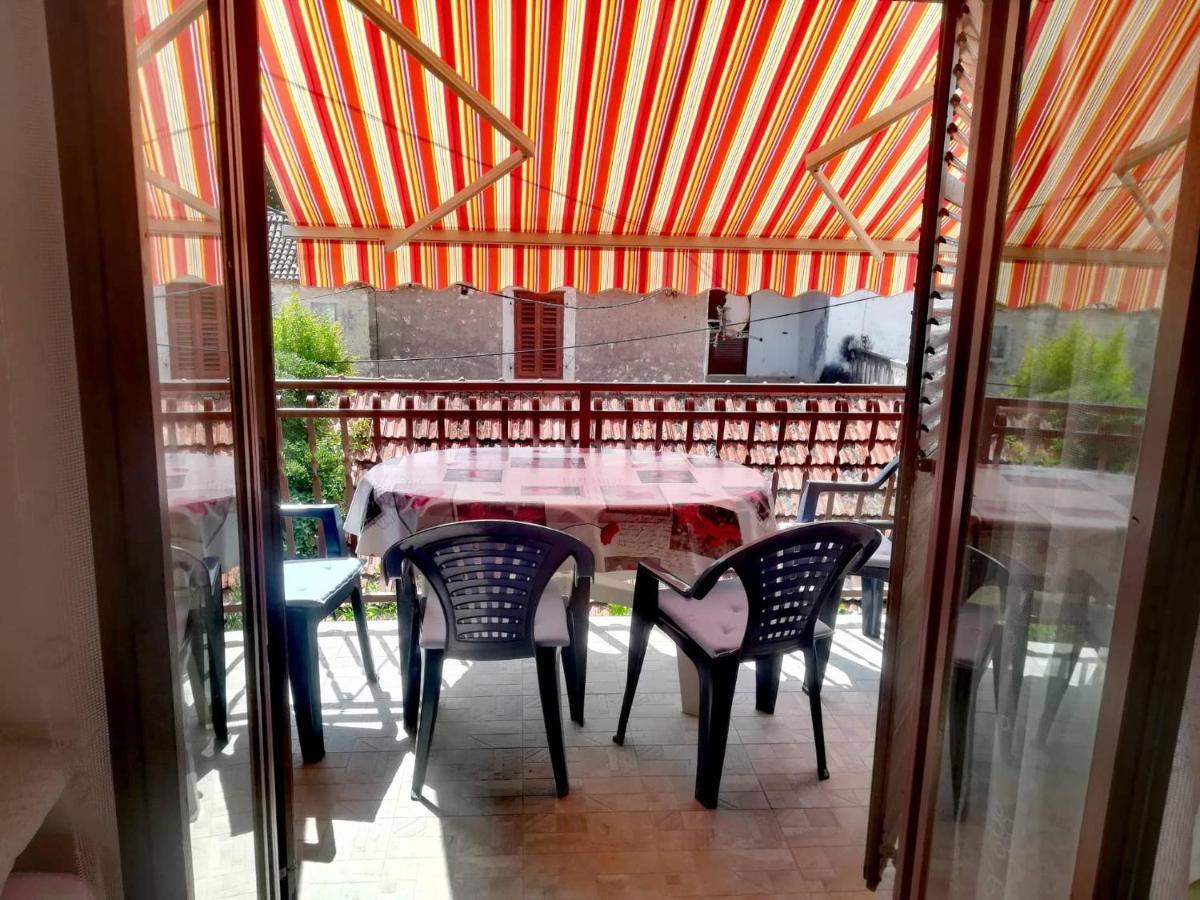 Apartments Martinac Sukosan Exterior photo